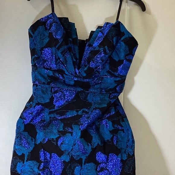 Aidan Mattox
Strapless Floral Jacquard Dress.                    A - Picture 7 of 11